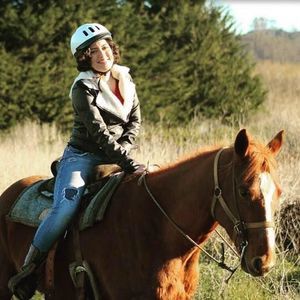 Meet your Posher, Alyssa